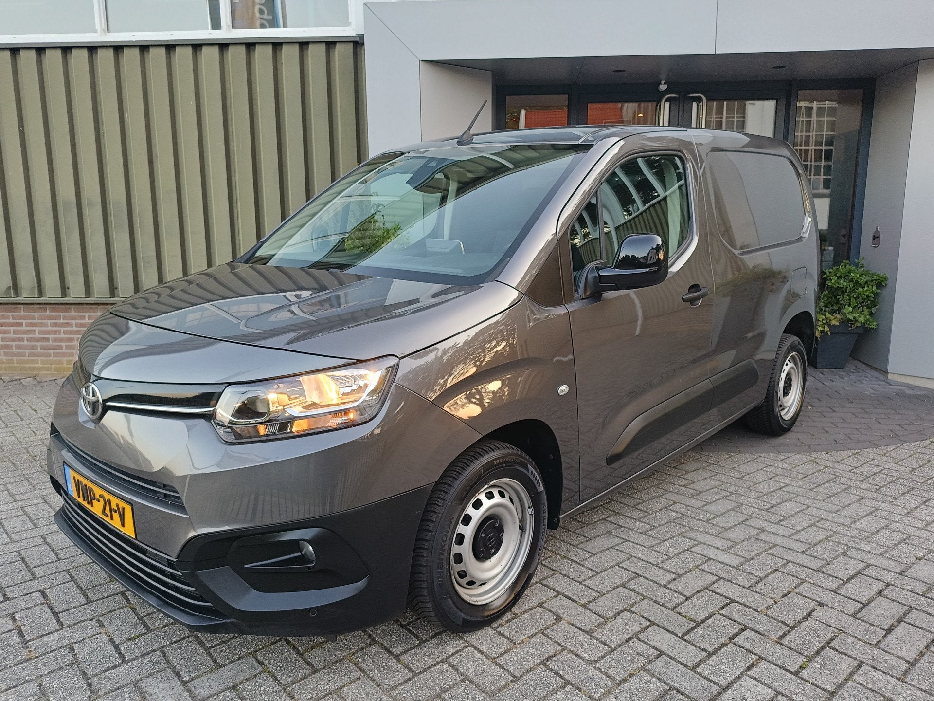 Toyota PROACE CITY 1.5 D-4D Live | Airco | Cruis controle |, Voorwielaandrijving, Gebruikt, Euro 6, 4 cilinders