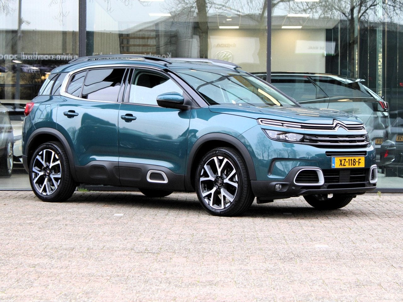 Citroën C5 Aircross 1.2 PureTech Shine | Navi / Camera / Cl, Voorwielaandrijving, 1350 kg, Gebruikt, Parkeersensor