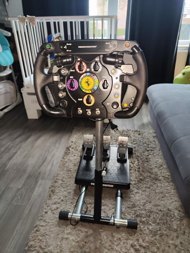 Thrustmaster tx + T3PM pedalen + Ferrari add on., Ophalen, Zo goed als nieuw, Stuurtje of Sportattribuut, Xbox Original