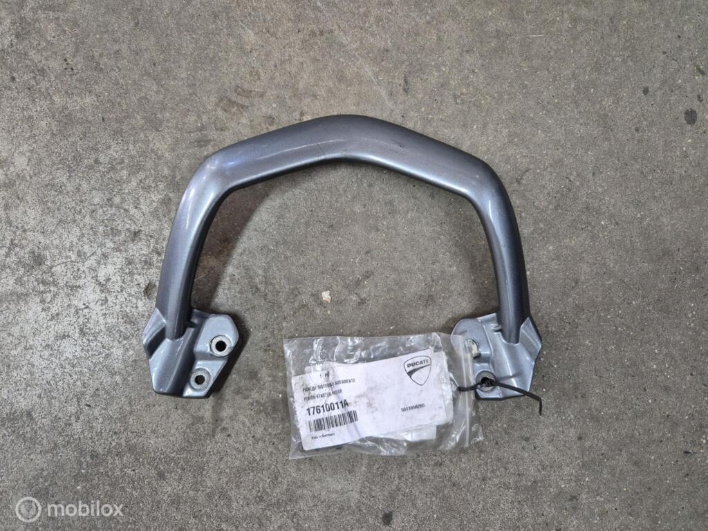 Middenbokhandgreep handgreep Multistrada 620 1000 1100, Gebruikt, Factorystore.service@ducati.com, Ophalen of Verzenden, Via Antonio Cavalieri Ducati, 74/5, 74/6, 40132 Bologna BO