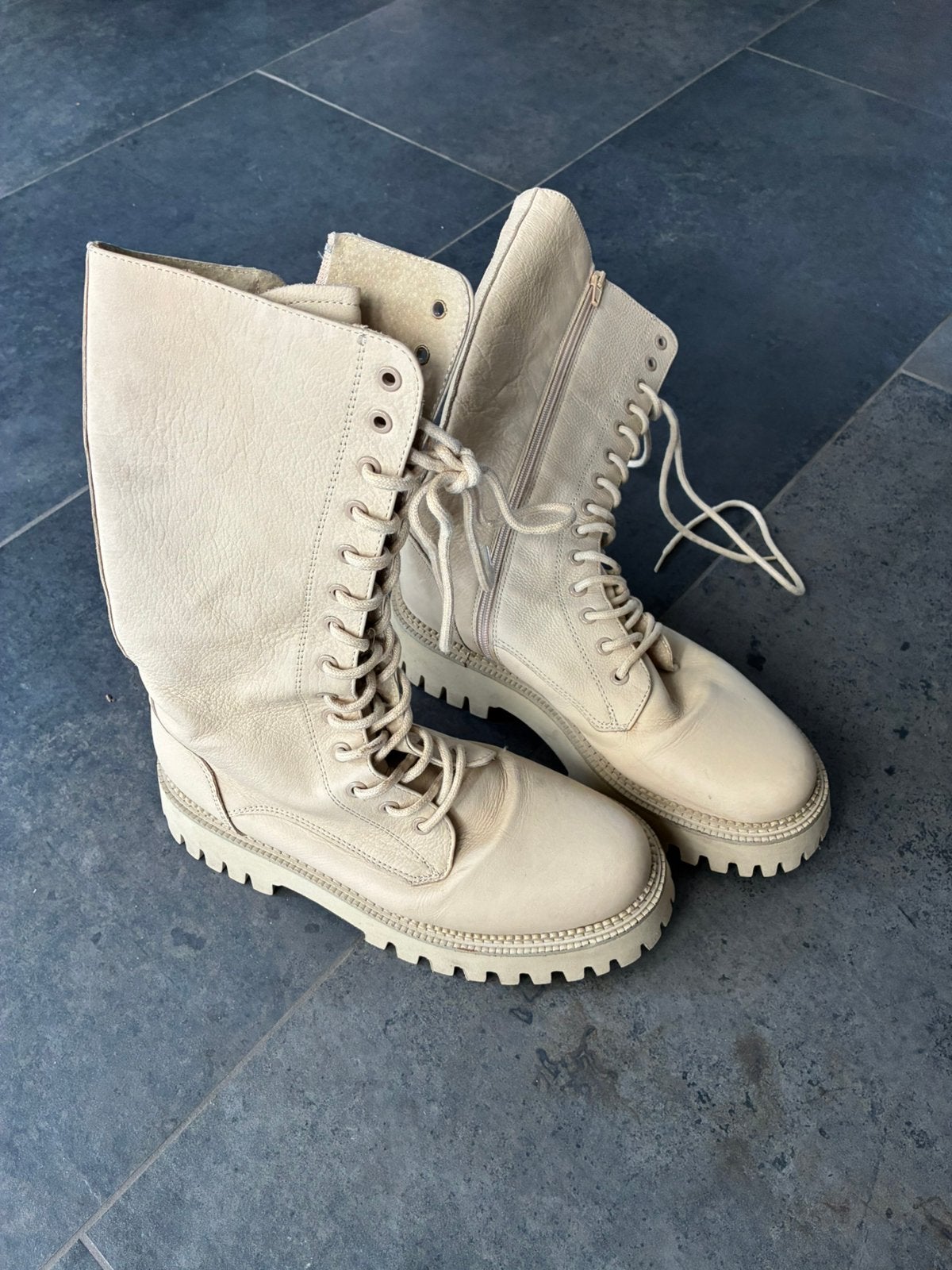 BRONX stoere leren laadzen zgan 41, Ophalen of Verzenden, Zo goed als nieuw, Beige