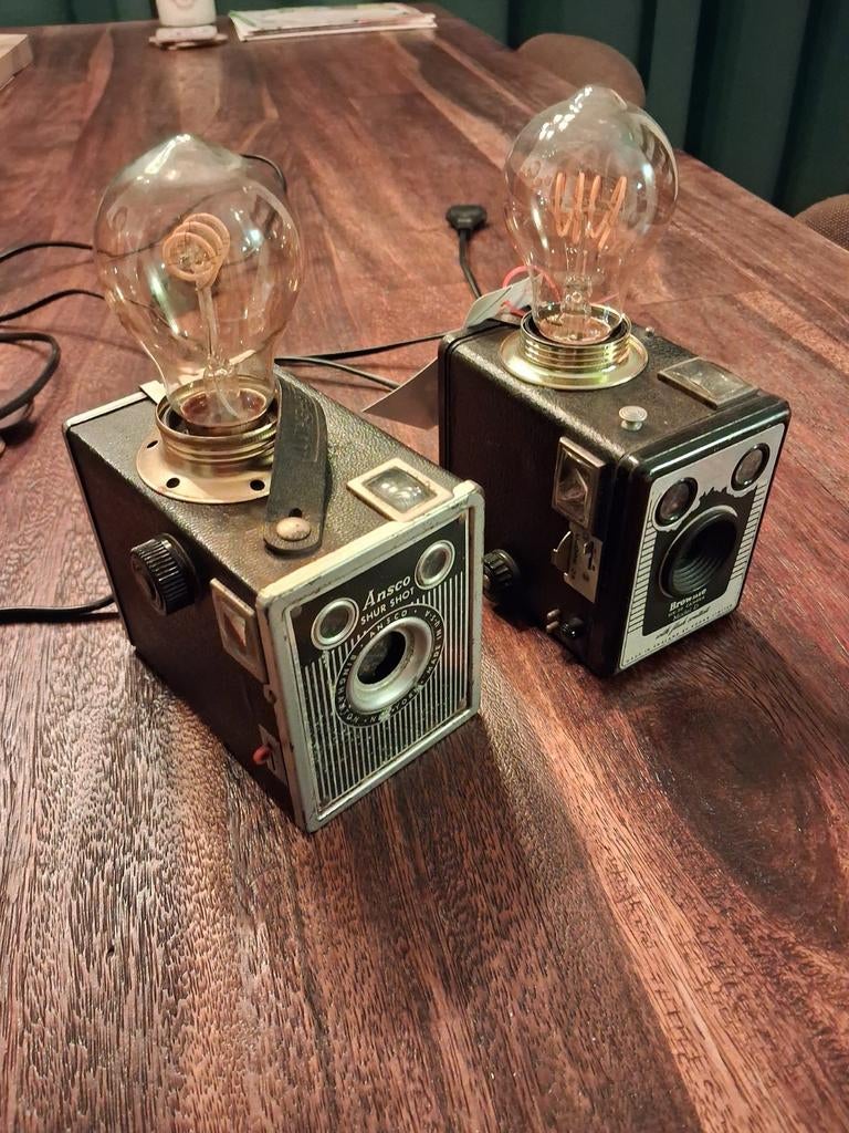 Antieke box camera lamp, Huis en Inrichting, Lampen | Tafellampen, Gebruikt, Minder dan 50 cm, Metaal, Stof, Ophalen of Verzenden