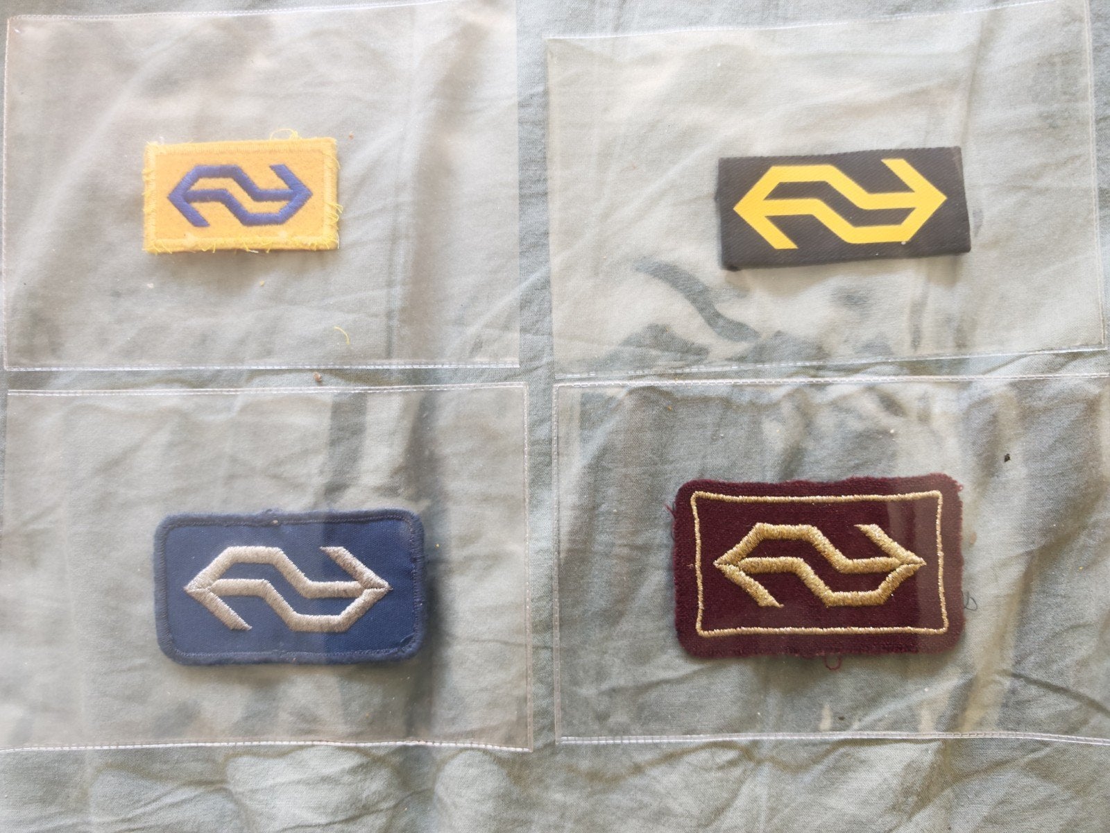 NS Logo Patches - Diverse Kleuren, Ophalen of Verzenden, Gebruikt, Trein, Overige typen