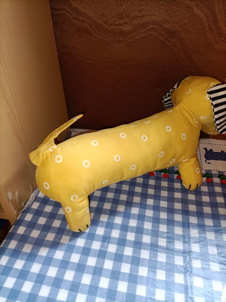 Hema gele teckel knuffel hond 37 cm groot, Ophalen of Verzenden, Zo goed als nieuw, Hond