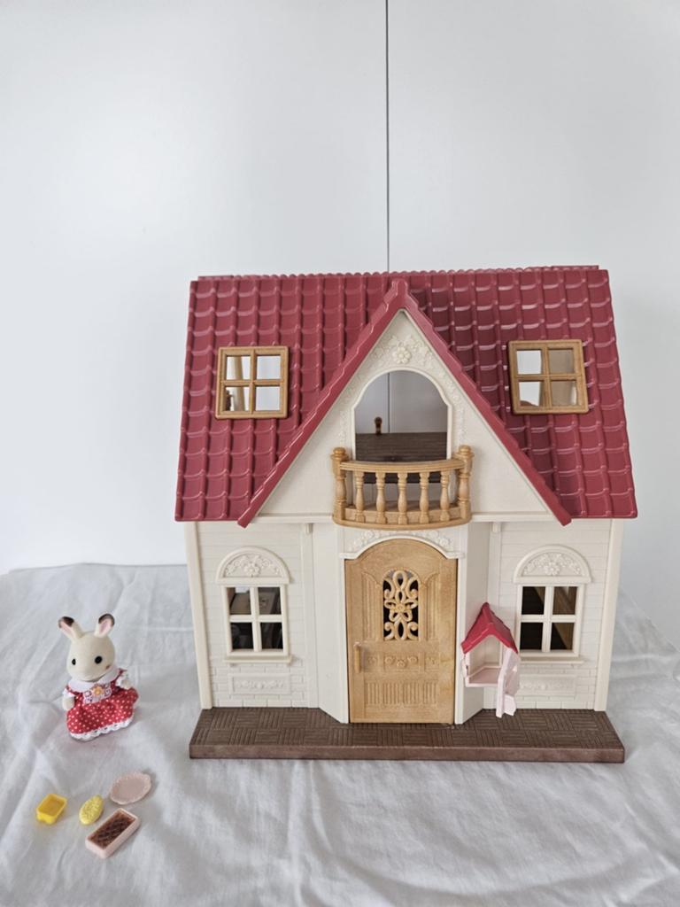 Sylvanian Families Huis met Konijntje en Meubels, Ophalen of Verzenden, Zo goed als nieuw, Overige typen