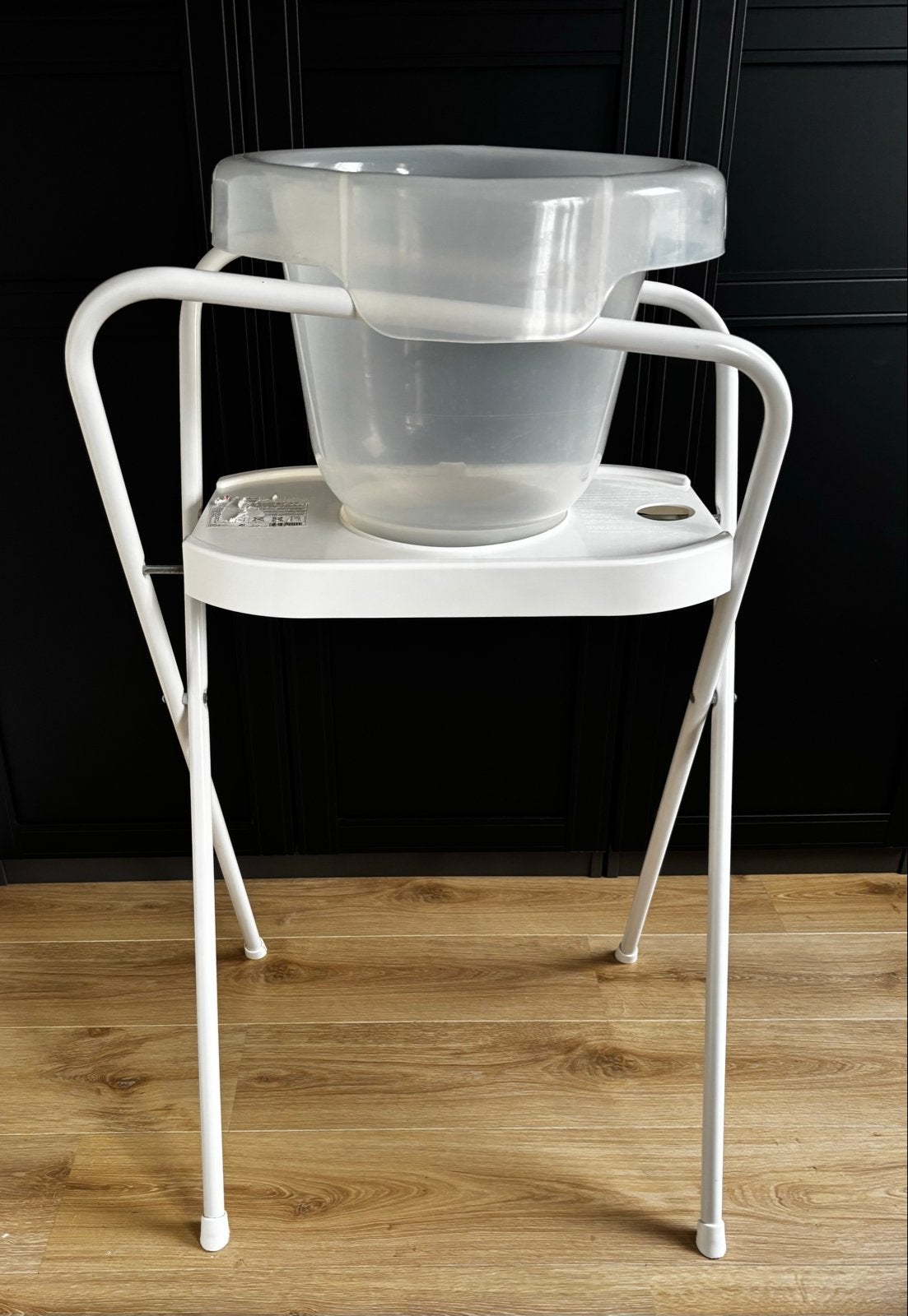 Baby badjes (2) met standaard en badzitje, Kinderen en Baby's, Ophalen, Gebruikt, Badje, Hema