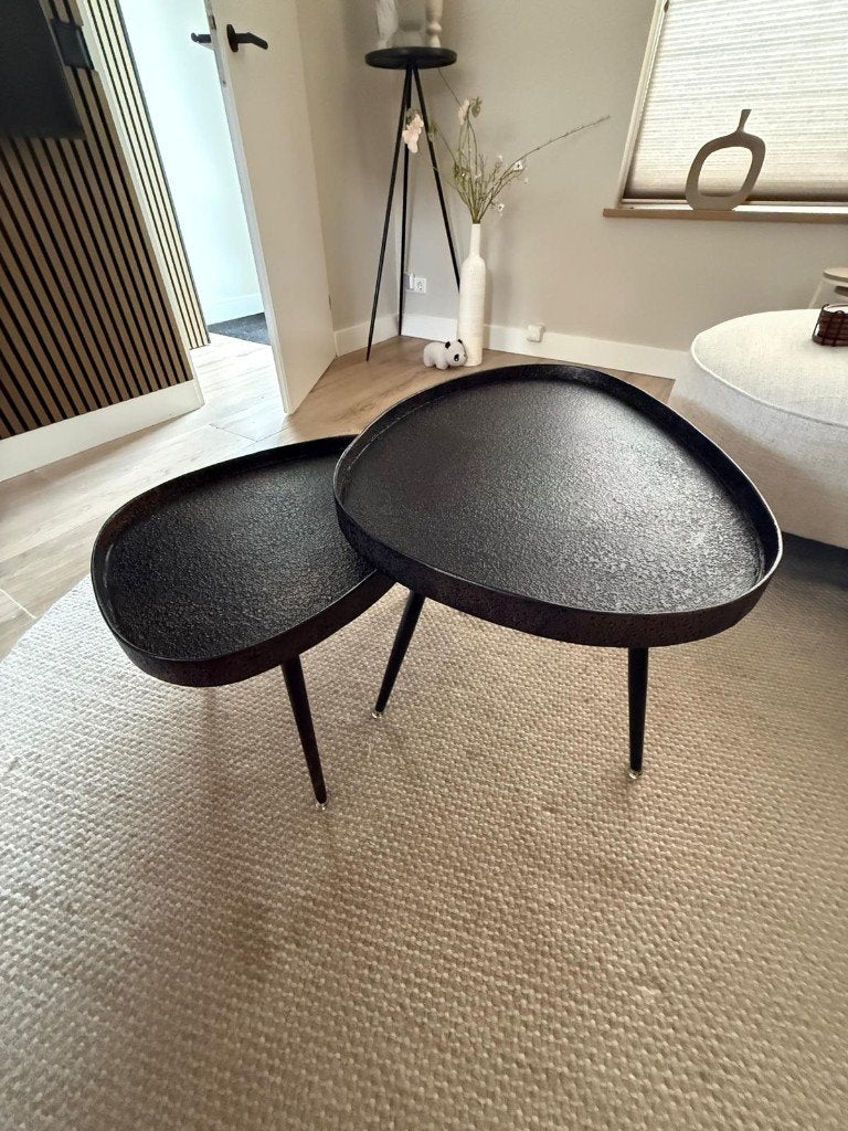 WOOOD Crude bijzettafels set | Antique Bronze, Metaal of Aluminium, Modern, hotel chique, organisch, 55 tot 75 cm, Zo goed als nieuw