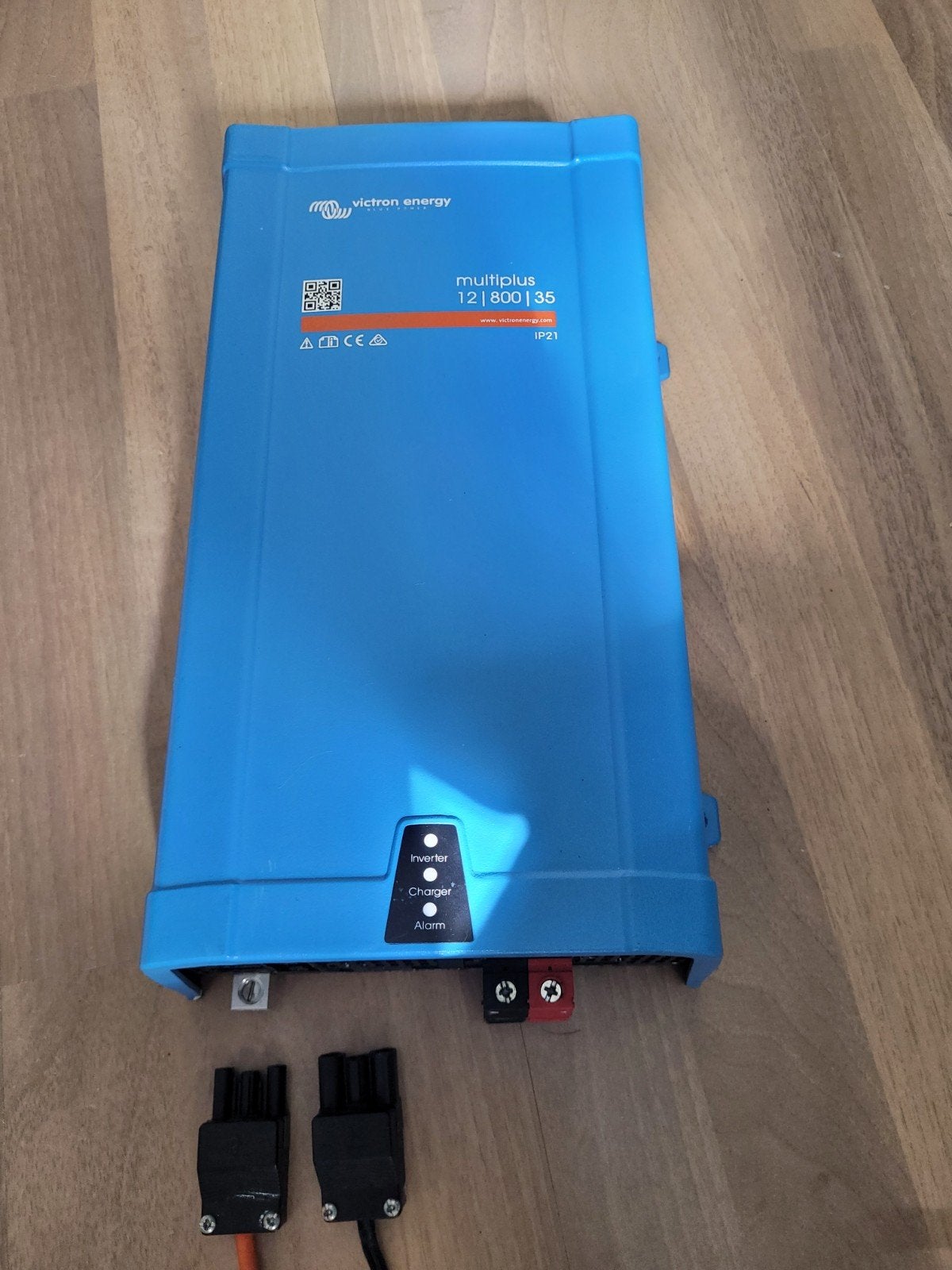 victron multiplus 12 800 35, Ophalen of Verzenden, Zo goed als nieuw, Overige typen