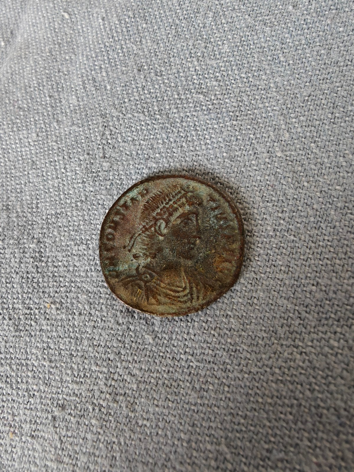 Romeinse munt, follis, keizer Constantius II, 337-361 AD, Ophalen of Verzenden