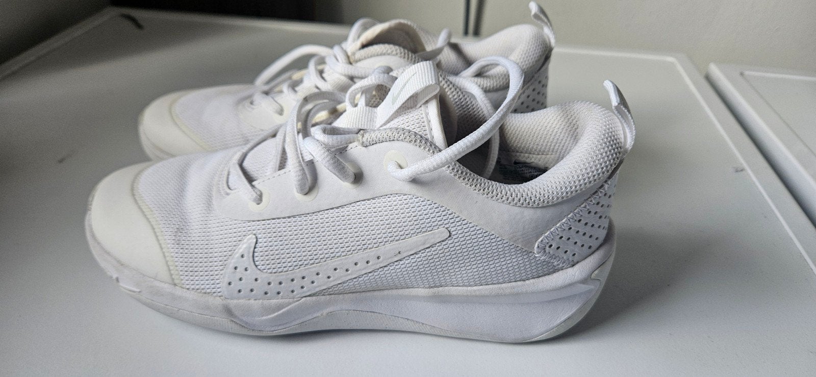 Witte Nike Sportschoenen - Maat 36, Nike, Ophalen of Verzenden, Gedragen, Wit