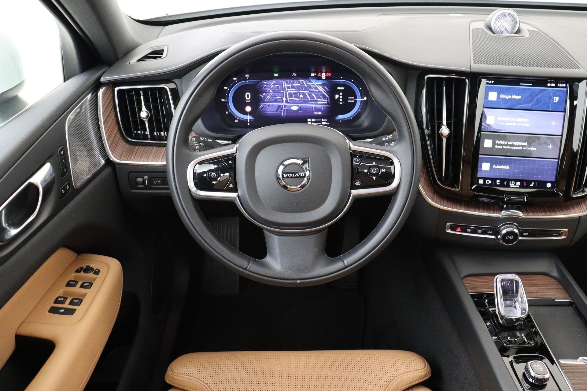 Volvo XC60 T6 PLUG-IN HYBRID AWD INSCRIPTION -PANO.DAK|BOWER, Auto's, 12 maanden, Gebruikt, Euro 6, XC60