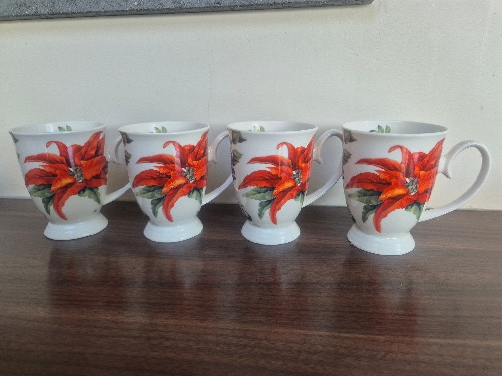 JBS servies Seasons 4 bekers op voet, Overige merken, Ophalen of Verzenden, Zo goed als nieuw, Overige stijlen
