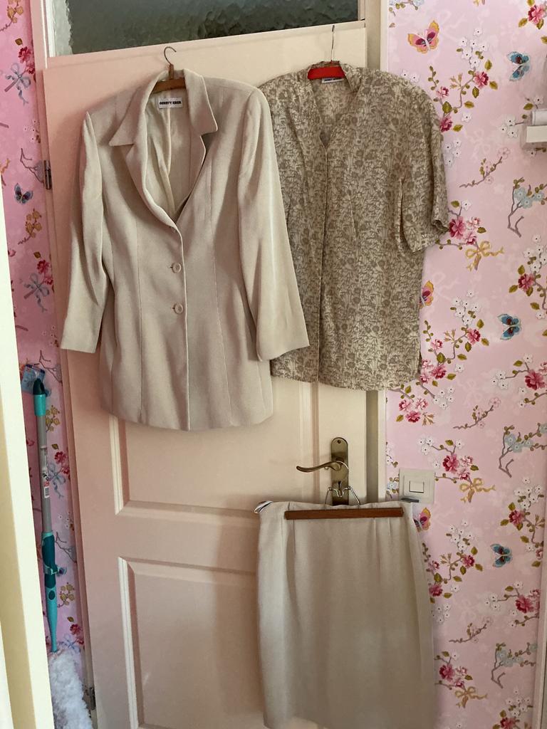 Gerry Weber Pak Dames Maat 40 - Elegant en Tijdloos, Maat 38/40 (M), Kostuum of Pak, Beige, Ophalen of Verzenden