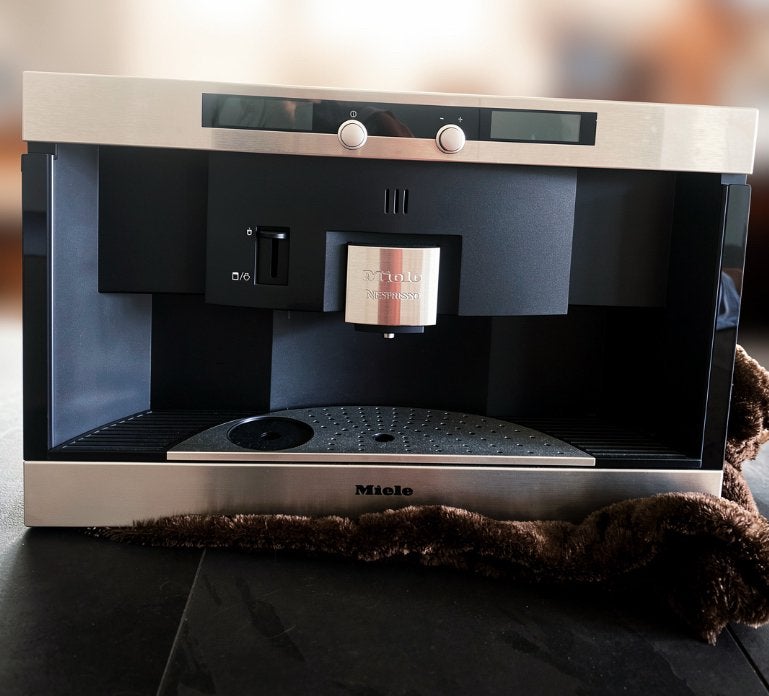CVA2660 Miele Nespresso koffiemachine, Witgoed en Apparatuur, Ophalen, Gebruikt, Koffiemachine