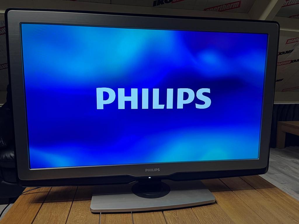 Philips TV 40 inch met afstandsbediening, Ophalen, Philips, 100 Hz, 100 cm of meer