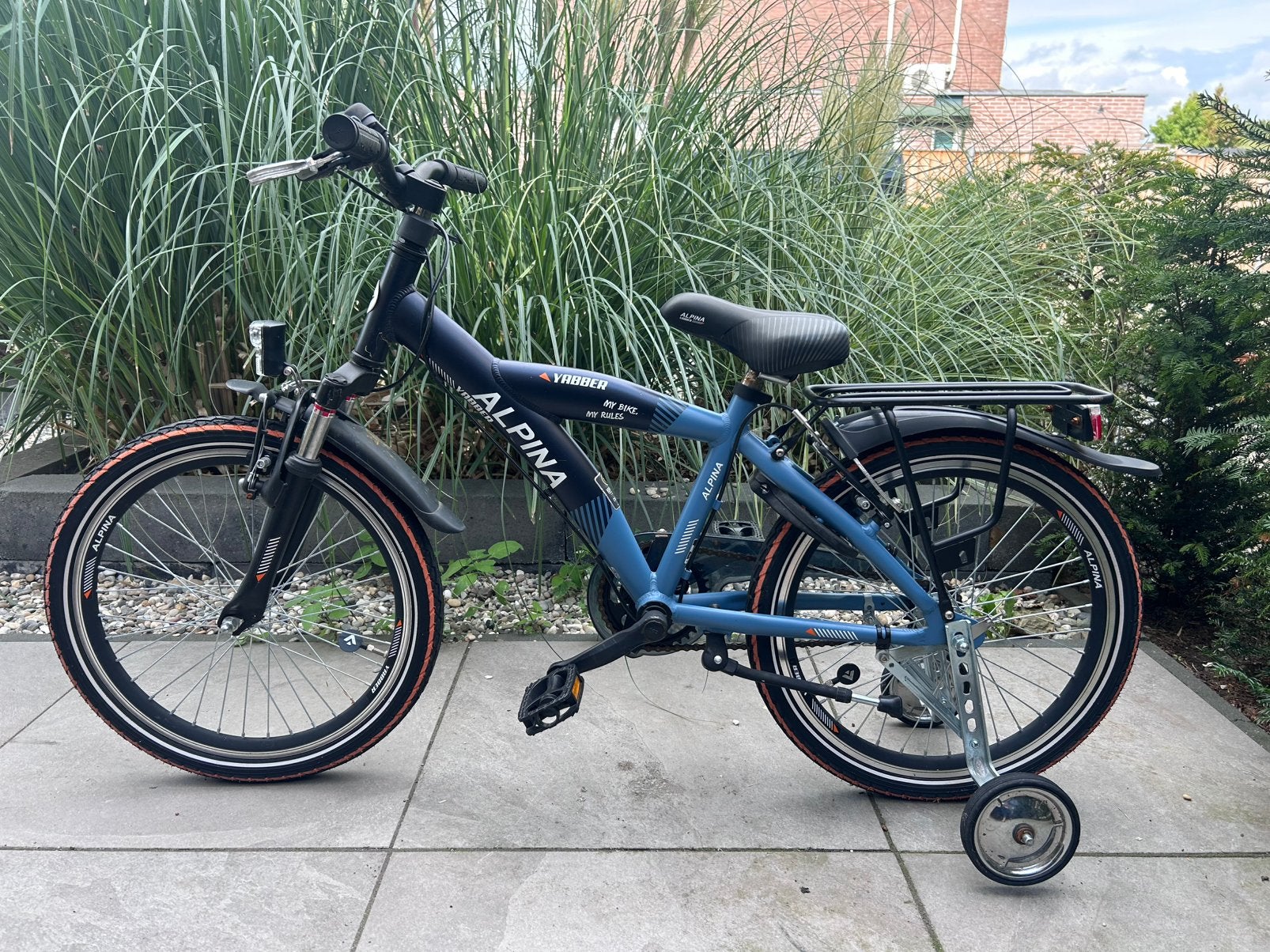 Alpina Yabber Jongensfiets fiets jongen 20 inch, Fietsen en Brommers, Ophalen, Zo goed als nieuw, 20 inch, Handrem