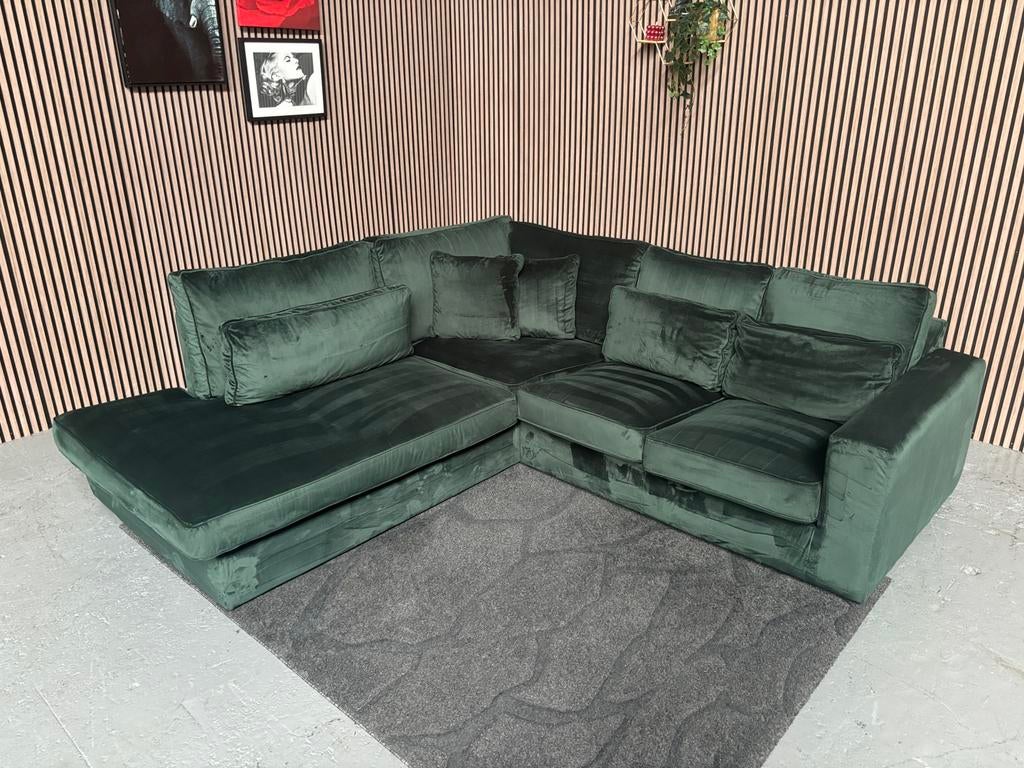 GRATIS LEVERING Velvet Hoekbank Groen 255x255 GEREINIGD, 250 tot 300 cm, Hoekbank, Ophalen of Verzenden, Zo goed als nieuw