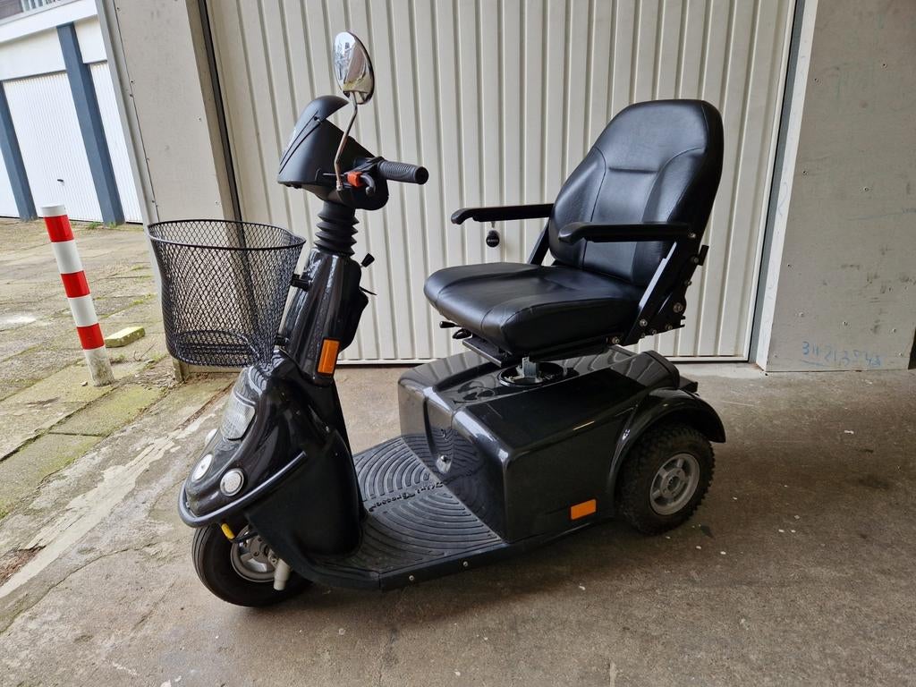 MEDEMA MINICROSSER KWALITEIT SCOOTMOBIEL KORTE DRAAICIRKEL, Diversen, Brommobielen en Scootmobielen, Overige merken, Ophalen of Verzenden