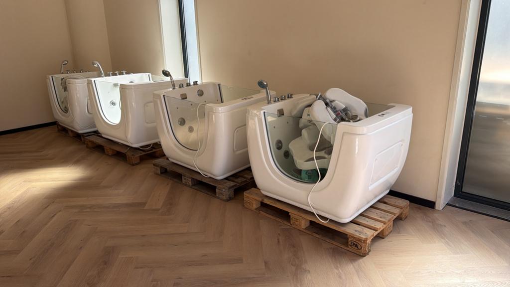 Luxe baby spa te koop! 4 stuks!, Ophalen of Verzenden, Zo goed als nieuw, Glas, Bad
