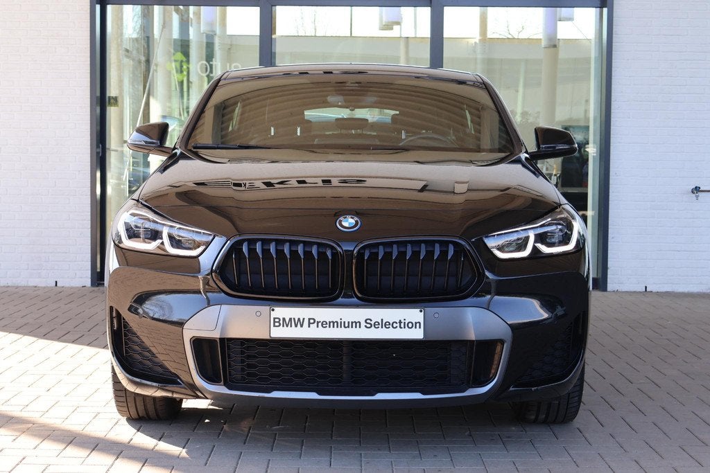 BMW X2 xDrive25e High Executive | M Sport | HiFi | Comfort A, Auto's, BMW, Automaat, Automatische klimaatregeling, Zwart, Met garantie (alle)