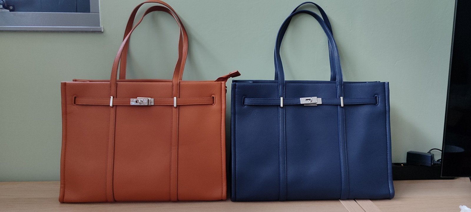 Stijlvolle NIEUWE dames tas/shopper, dames tassrn PU leer, Sieraden, Tassen en Uiterlijk, Tassen | Damestassen, Ophalen, Zo goed als nieuw