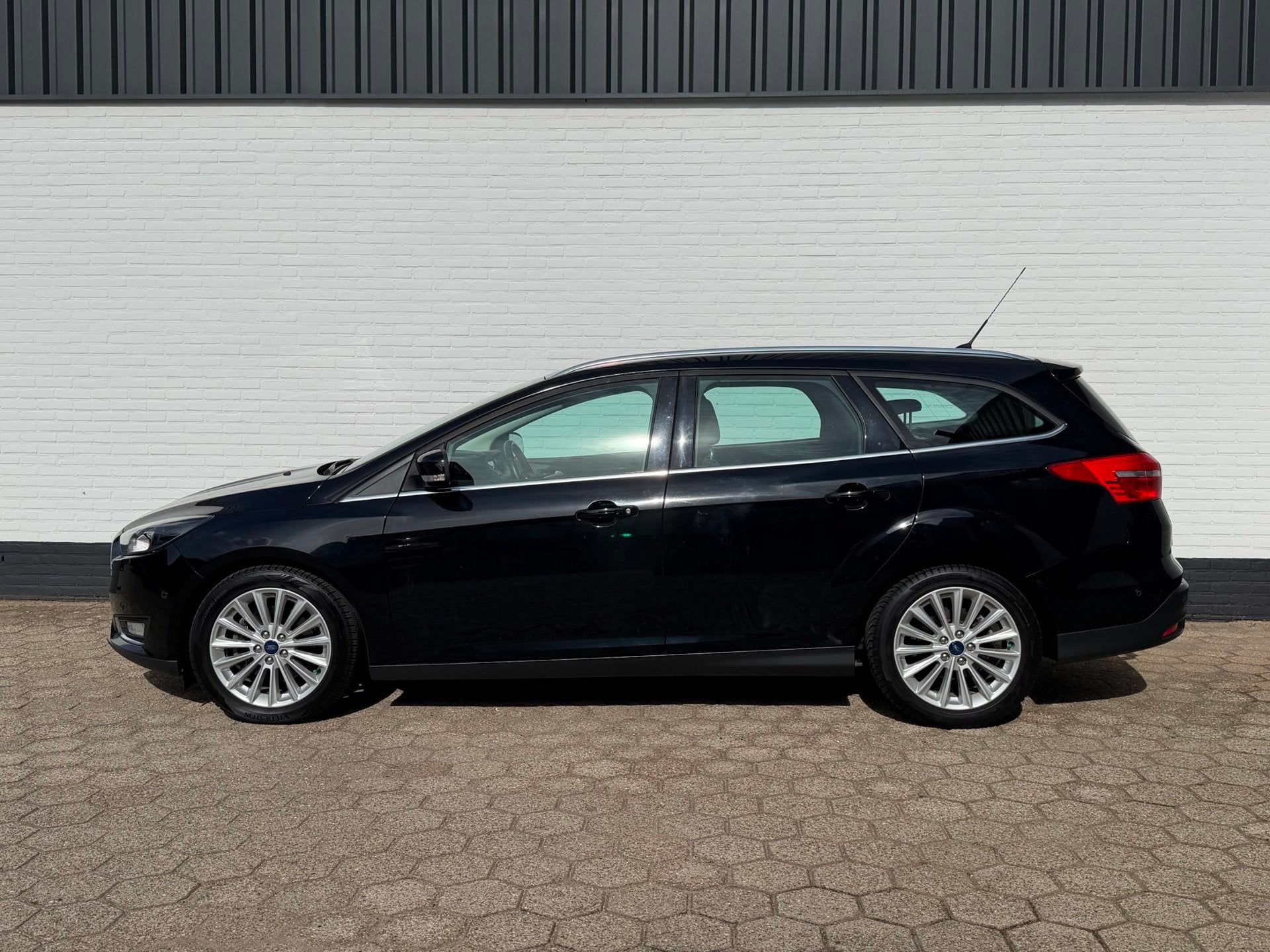 Ford Focus Wagon 2.0 TDCI Titanium ACC l CLIMA l TREKHAAK!, Auto's, 4 cilinders, 150 pk, Zwart, Origineel Nederlands
