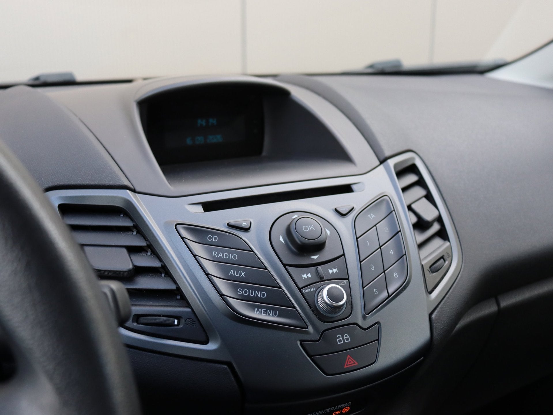Foto 12 van Ford Fiesta 1.0 Style airco org Nederlands