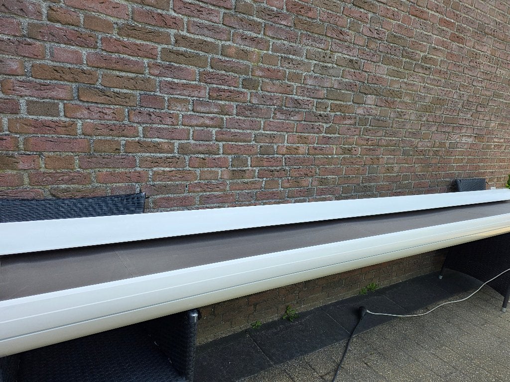 Prachtig mooie elektrische zonnescherm nieuwe doek, Tuin en Terras, Zonneschermen, Ophalen, Elektrisch, Zo goed als nieuw, 250 cm tot 450 cm