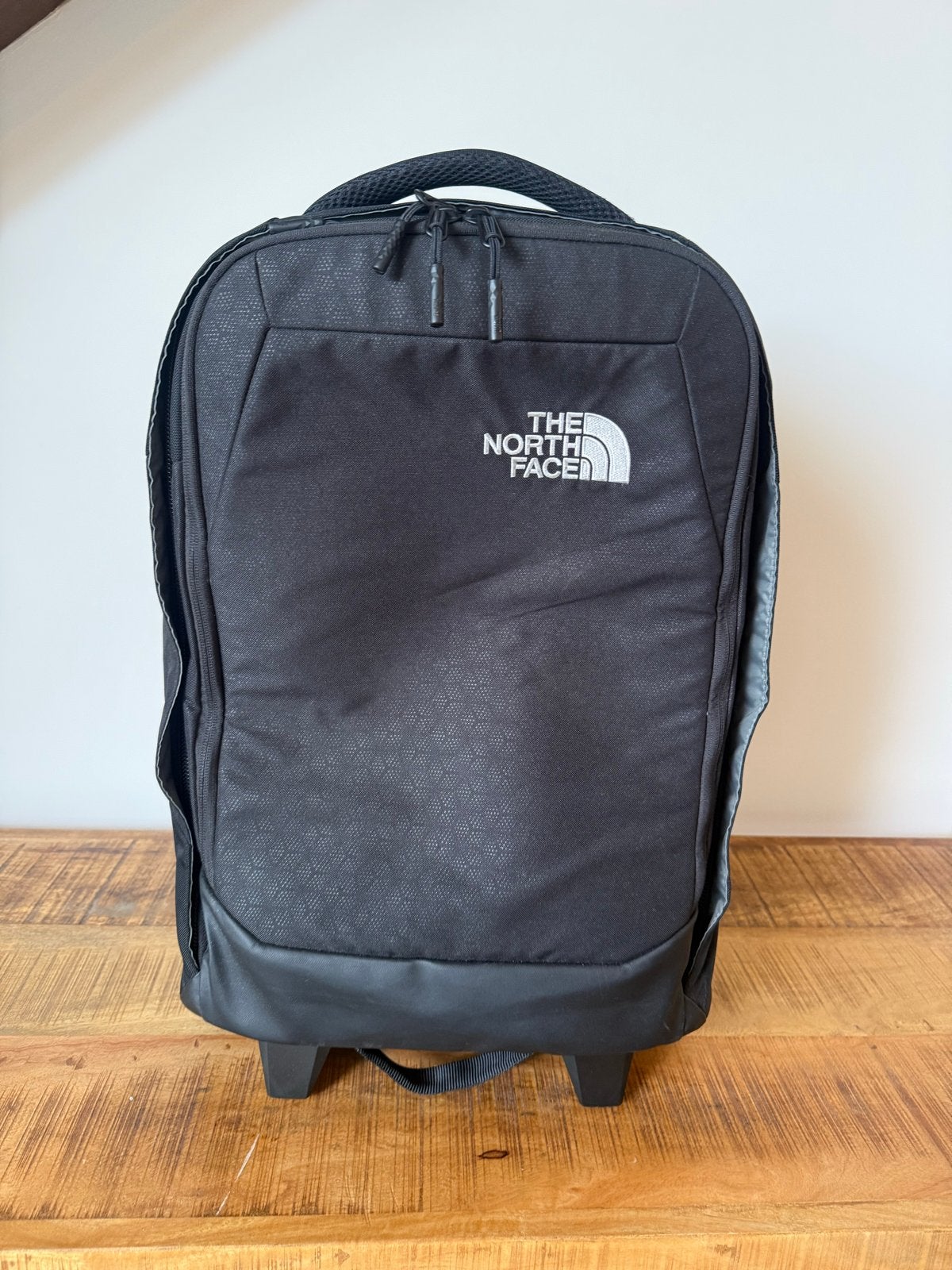 The North Face Overhead Koffer - Zo goed als nieuw, Ophalen, 40 tot 60 cm, Zwart, Minder dan 20 cm