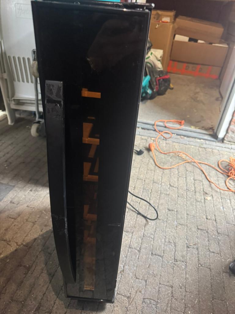 Klarstein Vinovilla 7 inbouw wijnkoelkast, Ophalen, Gebruikt