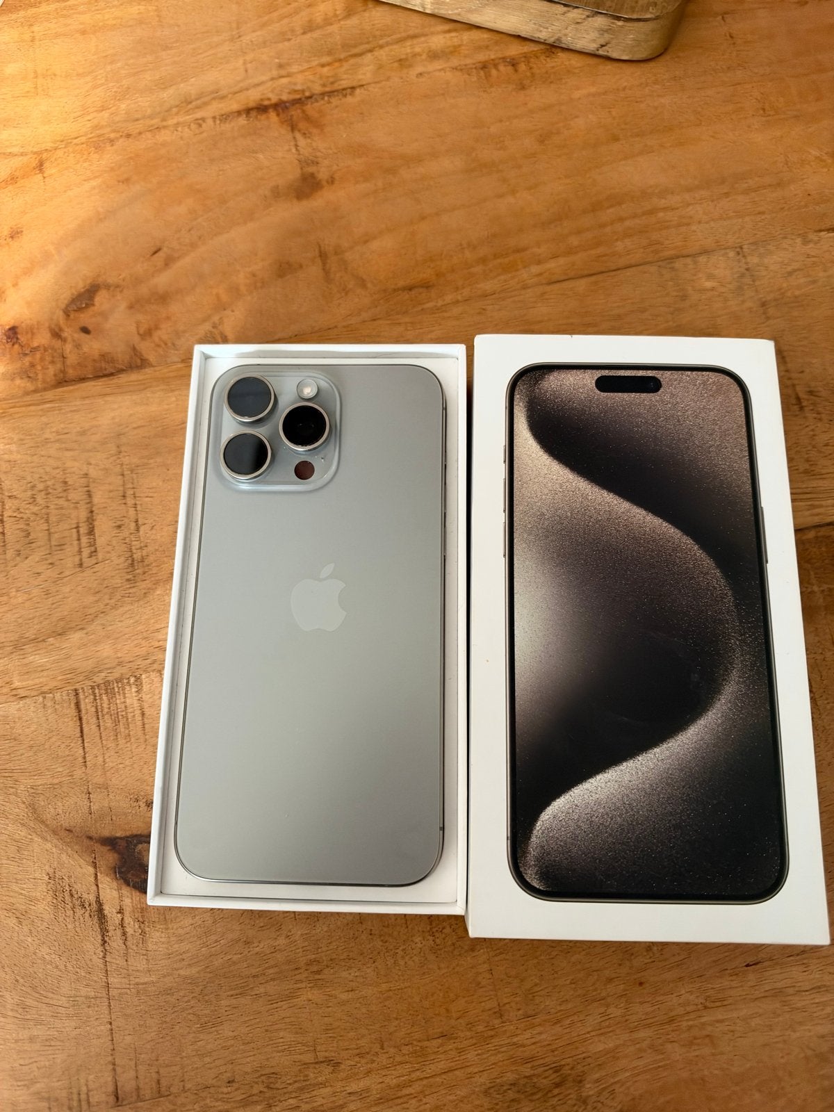 Apple iPhone 15 Pro Max 256GB - Zo goed als nieuw