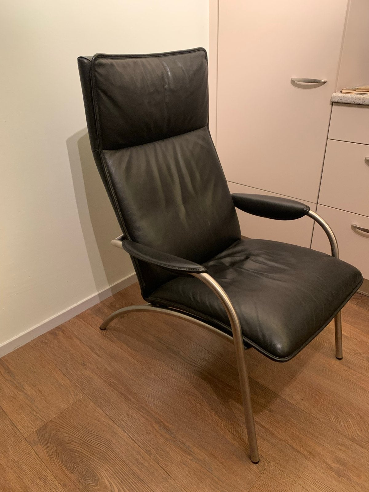 De Sede DS 270 Stoel Fauteuil Zwart Leer Design, Huis en Inrichting, Fauteuils, Ophalen, Gebruikt, 50 tot 75 cm, Leer