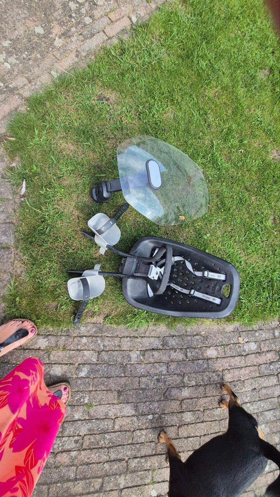yepp voorzitje met scherm en bevestiging, Ophalen