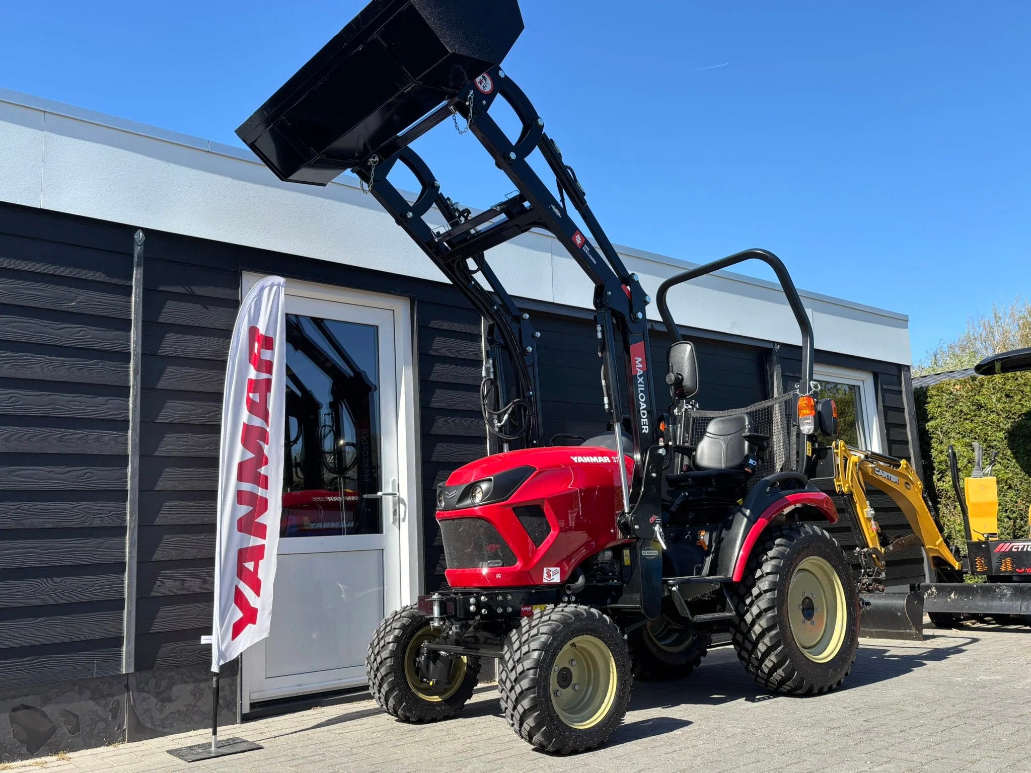 Yanmar SA326 Hydrostaat 4WD Minitractor Voorlader Gazonbande, Gebruikt, Tot 80 Pk, Overige merken, Tot 2500