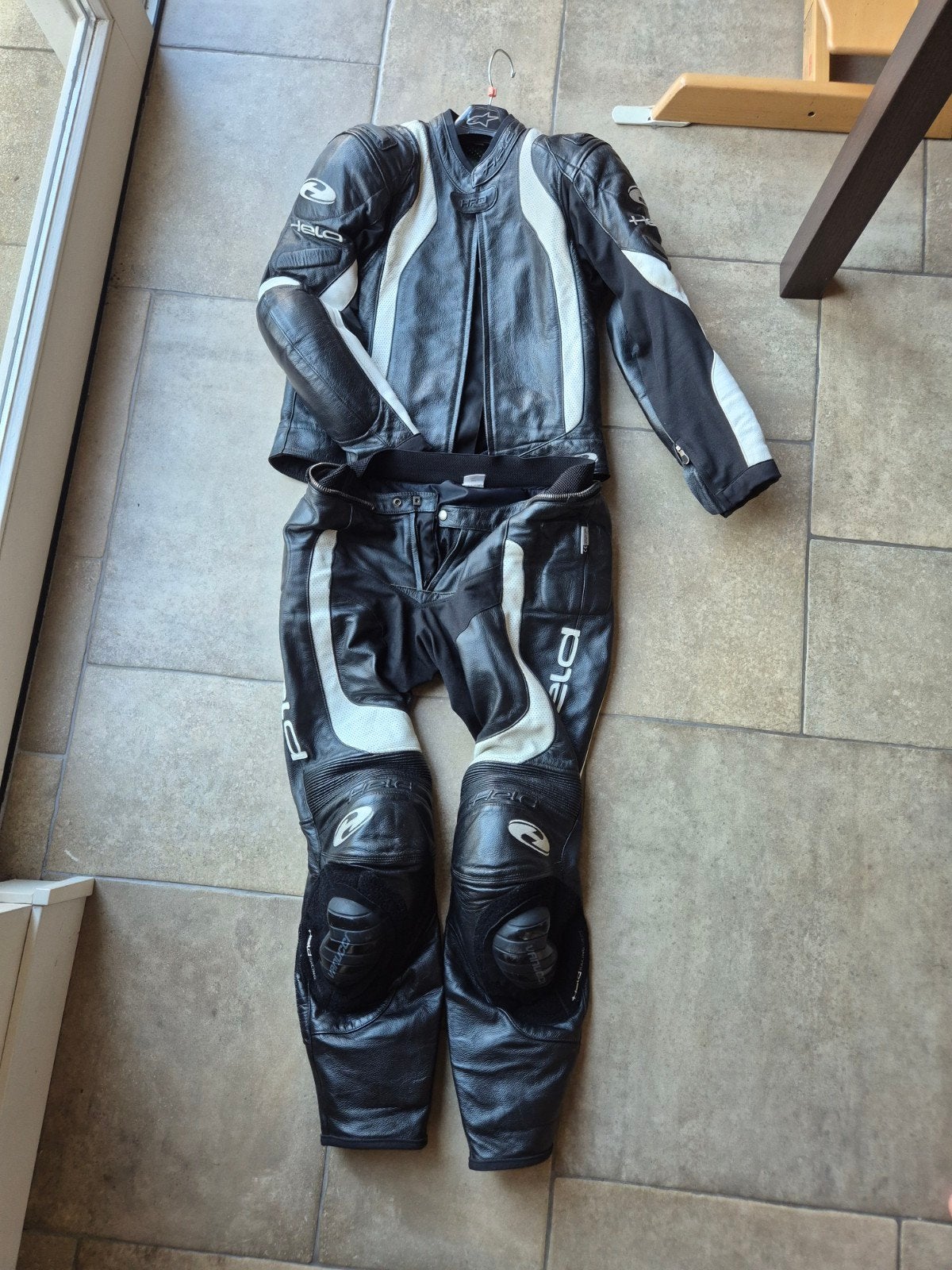 Held tweedelig leren motorpak met Viper rugprotector, Ophalen, Held Biker Fashion, Tweedehands, Heren