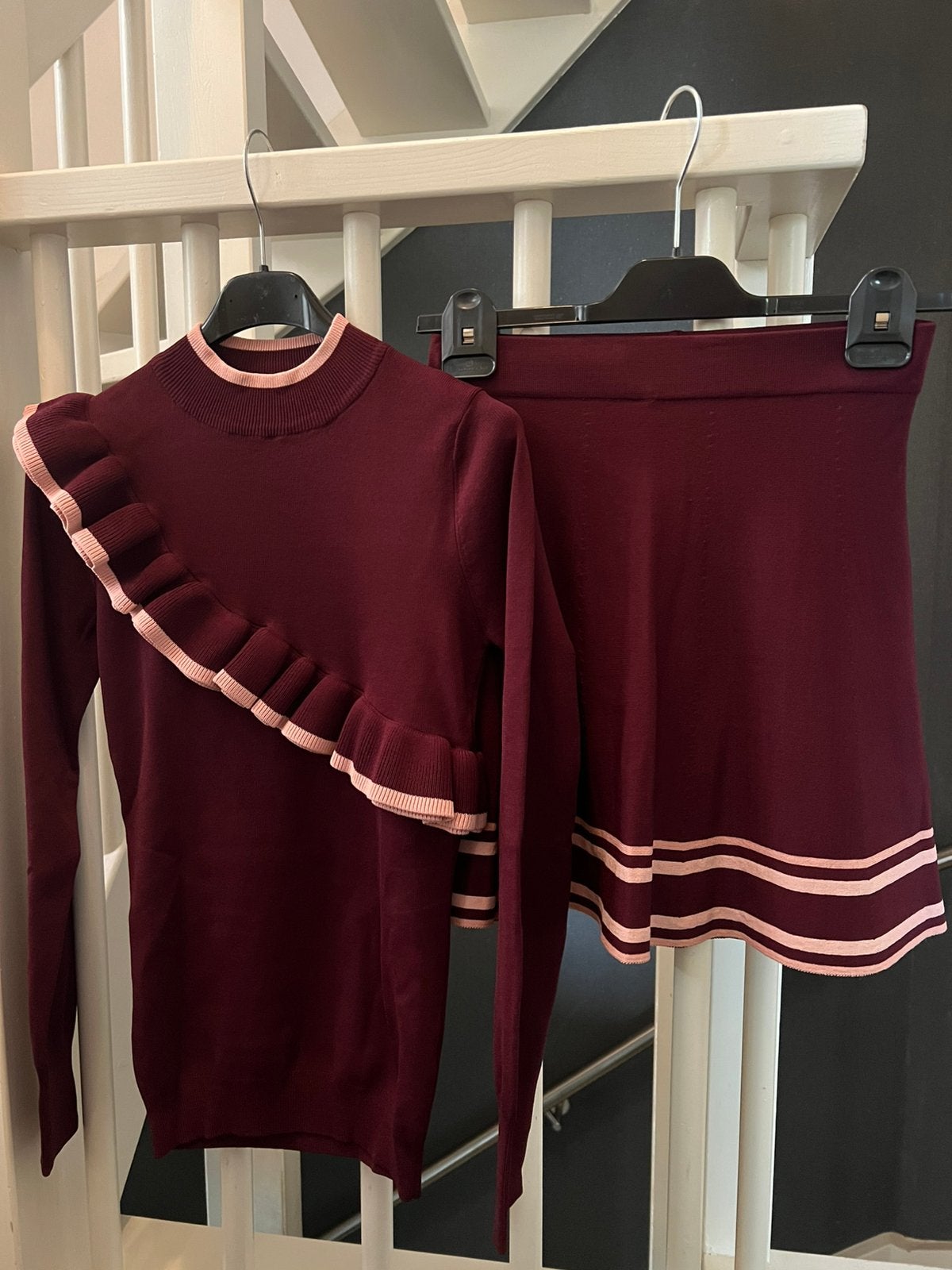 Nikkie, Overige kleuren, Ophalen of Verzenden, Zo goed als nieuw, Lange mouw