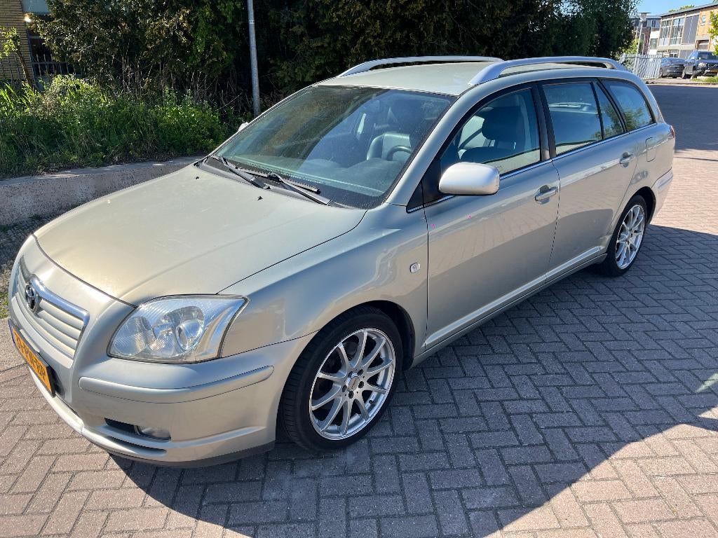 Toyota Avensis 2.0 16V WGN Executive 2004 Groen, Voorwielaandrijving, Avensis, Zwart, 4 cilinders