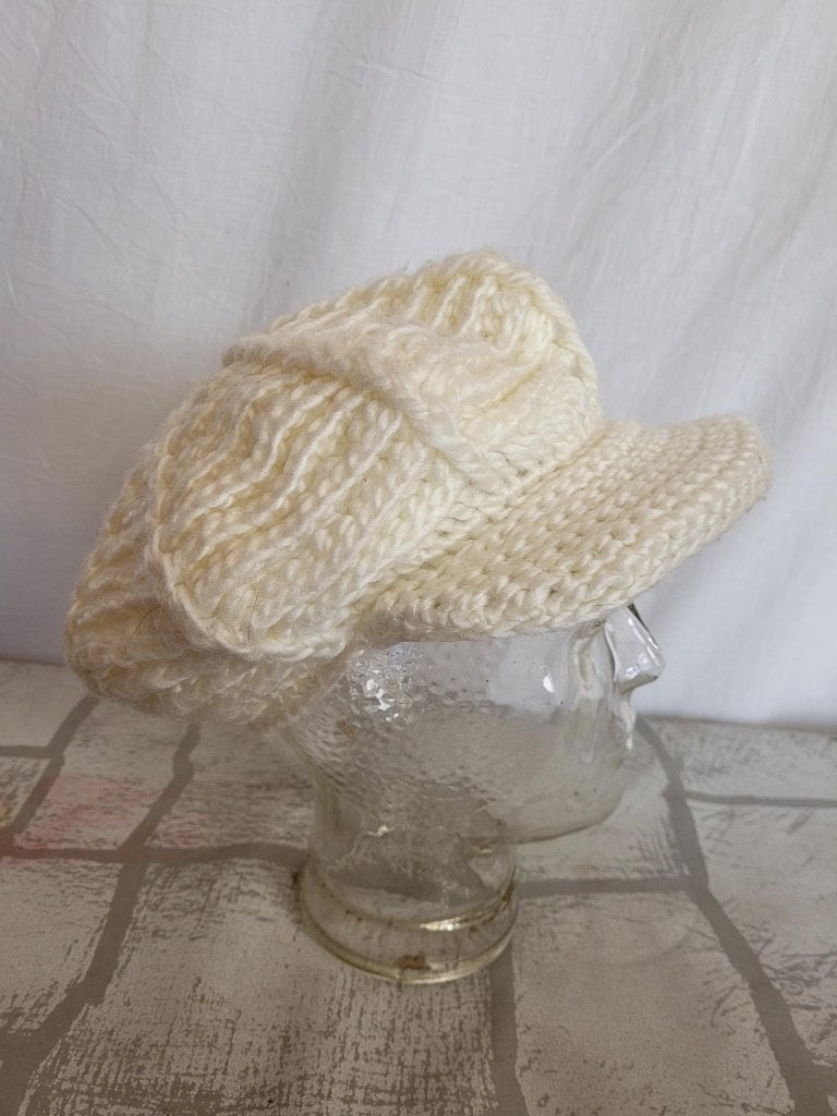 Leuke gebreide dames pet., Kleding | Dames, Mutsen, Sjaals en Handschoenen, ., Ophalen of Verzenden, Zo goed als nieuw, .