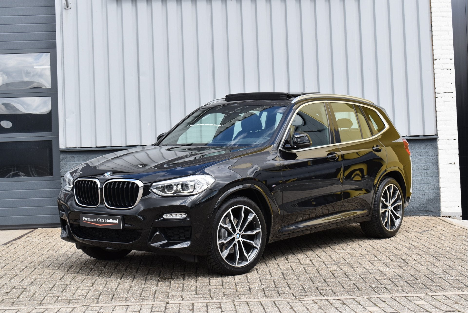 BMW X3 xDrive20i M-Pakket 184 Pk Pano HUD Leder Full Led Sfe, Automaat, 1998 cc, Gebruikt, Euro 6