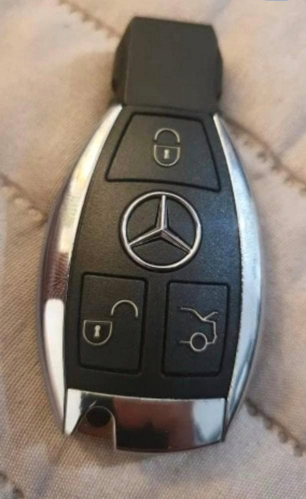 Mercedes ster embleem sleutel sleutels w221 w204 w212 w222, Ophalen of Verzenden