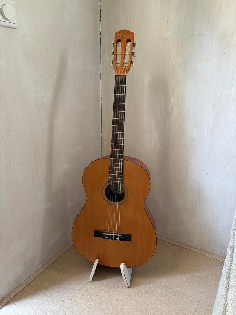 Fender ESC-105 Klassieke Gitaar met Hoes, Capo en Plectrum, Ophalen of Verzenden, Zo goed als nieuw, Klassieke of Spaanse gitaar
