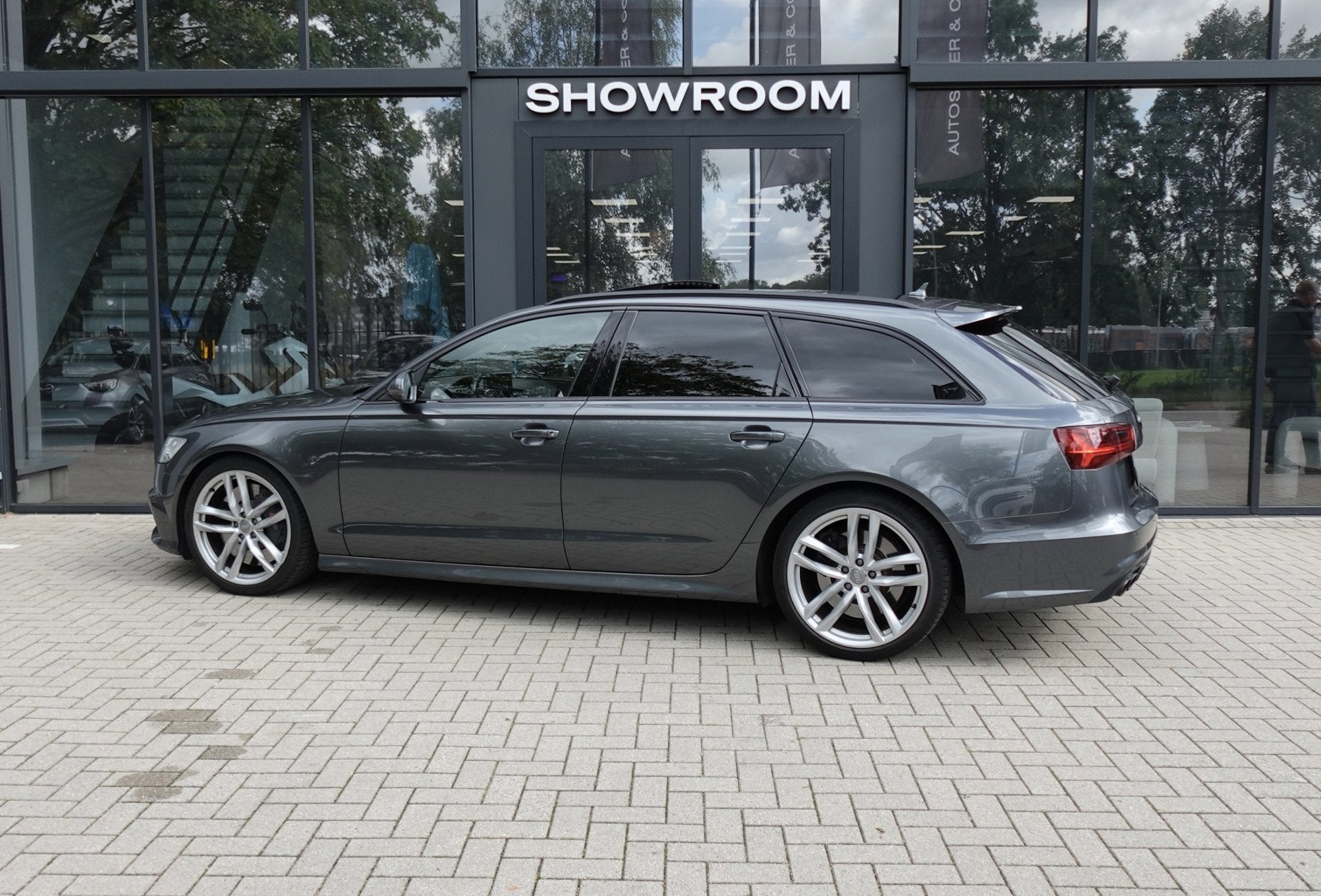 Audi S6 Avant 4.0 TFSI S6 Pro Line Plus PANO BOSE MATRIX, Auto's, Automaat, 1935 kg, Gebruikt, 5 stoelen