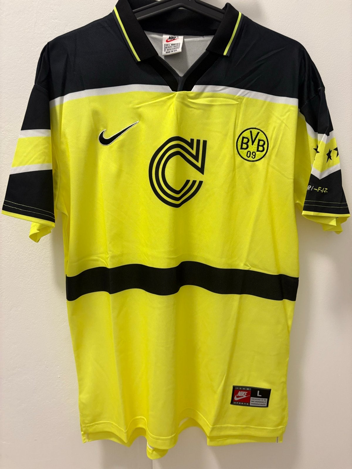 Retro Borussia Dortmund large - Vintage 1996/1996 nike, Ophalen of Verzenden, Nieuw, Maat 52/54 (L), Geel