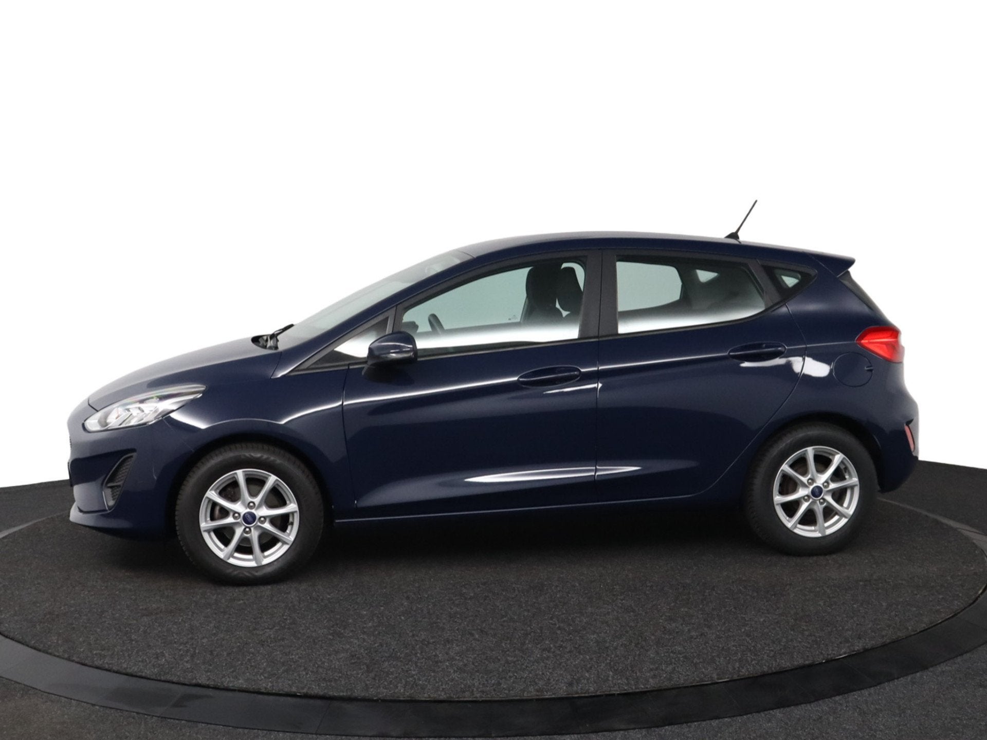 Ford Fiesta 1.1 Trend | Airco | Bluetooth | 5 Deurs |, Gebruikt, Blauw, 49 €/maand, Bedrijf