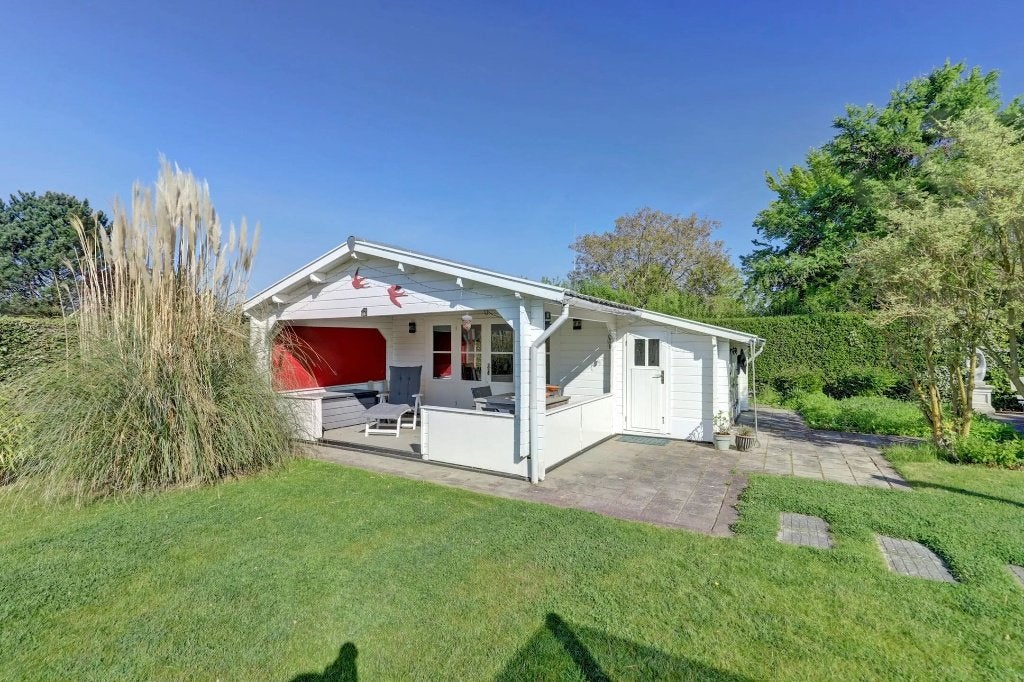 Geïsoleerde Tuinhuis/Chalet 30m2 gratis af te halen, Ophalen, 250 tot 500 cm, Met overkapping, Hout