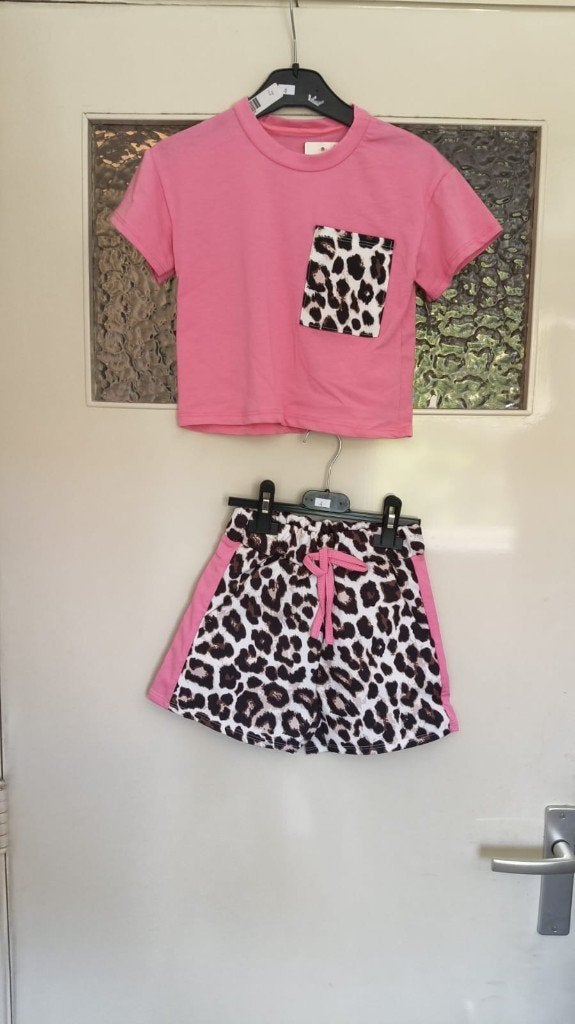 Meiden panter zomer set roze maat 140, Kinderen en Baby's, Kinderkleding | Maat 140, Meisje, Nieuw, Ophalen of Verzenden, Setje