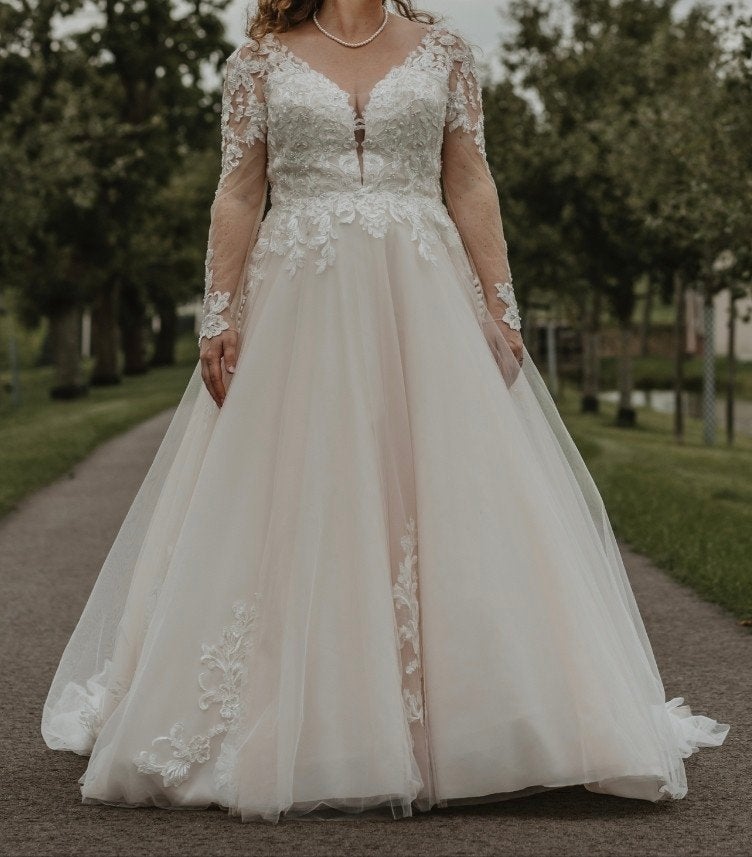 Prachtige bruidsjurk van Le Chic - Eenmalig gedragen, Kleding | Dames, Ophalen, Trouwjurk, Overige kleuren, Le Chic