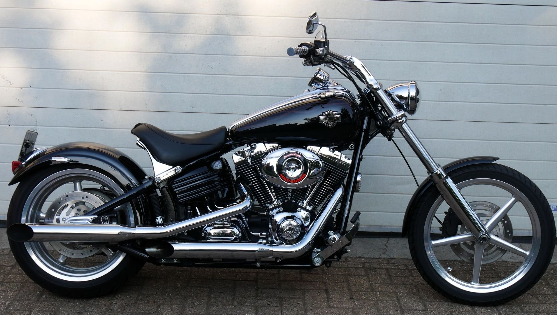 HARLEY-DAVIDSON ROCKER C FXCWC (bj 2009), 2 cilinders, HARLEY-DAVIDSON, Particulier, Meer dan 35 kW