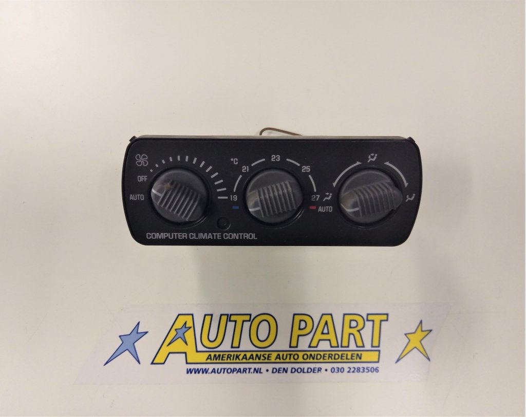 Chevrolet Suburban kachelbediening 2000-2002, Gebruikt, Info@gm.com, Chevrolet, Ophalen of Verzenden