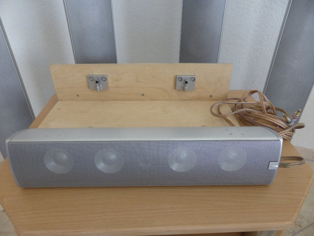 Canton CD50 center speaker, Inclusief muurbeugels, Zo goed als nieuw, 60 tot 120 watt, Center speaker